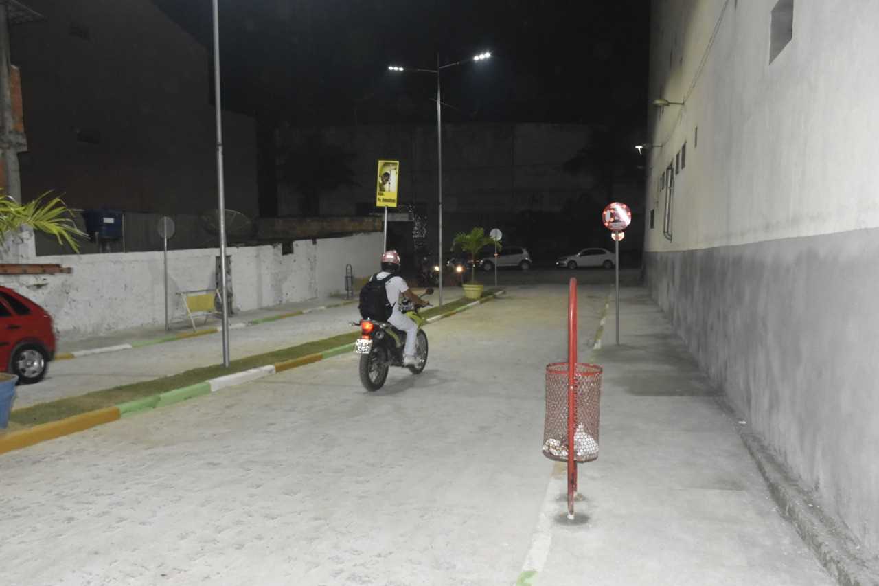Nova Via de acesso da Rua Carlos Gomes é inaugurada e leva o nome do Pe. Odenilton
